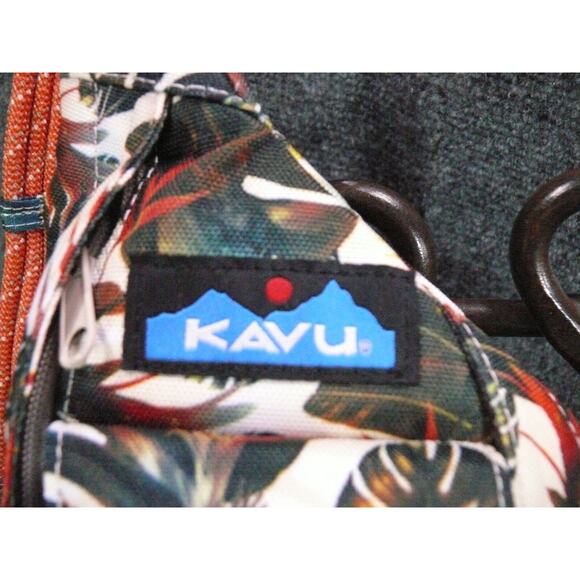 KAVU Rope Sling Bag Tropical Floral Print Crossbody Backpack Outdoor Travel Pack - Picture 5 of 11